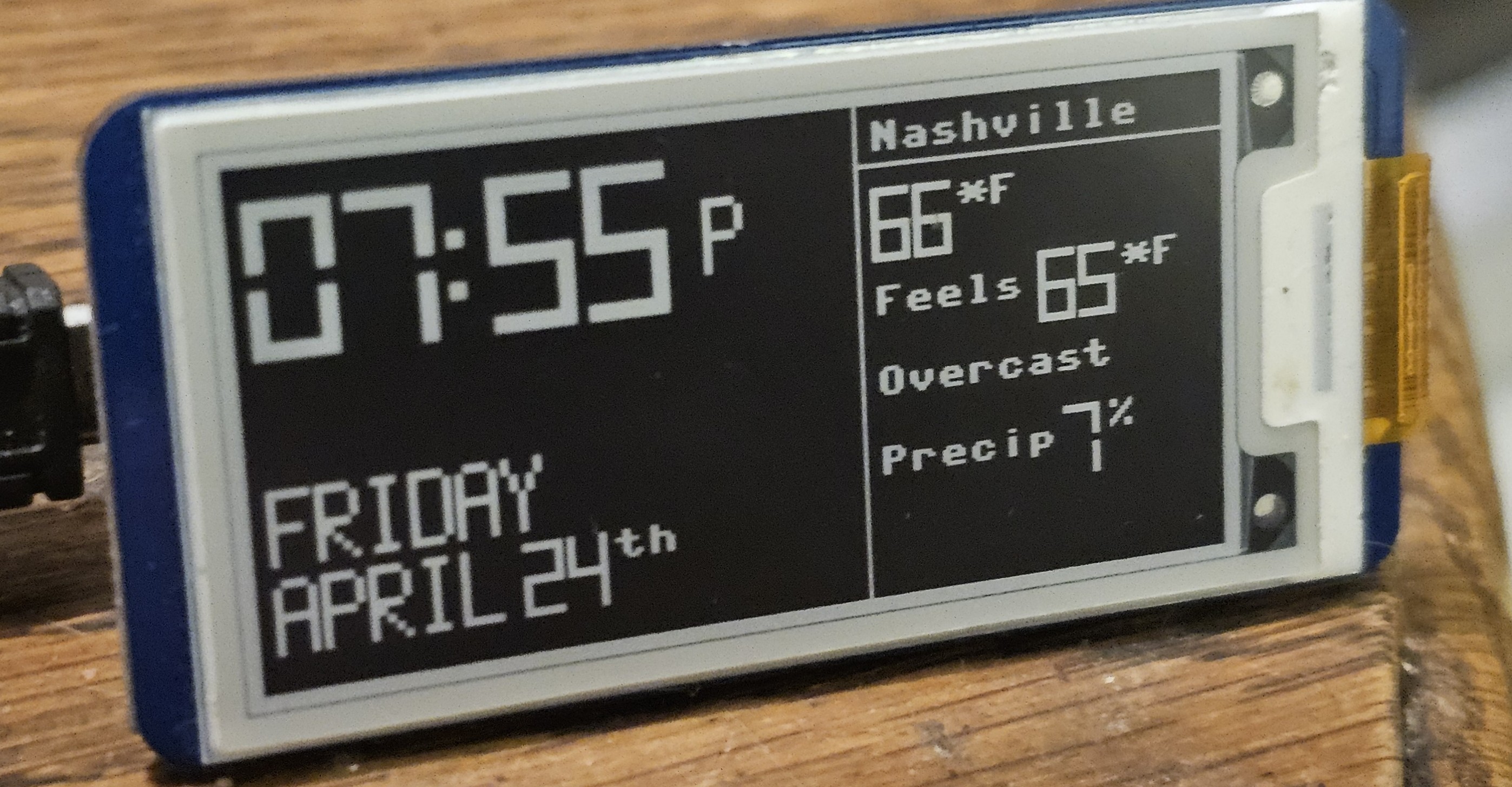 Pi Pico 2W ePaper 2.13 clock widget
